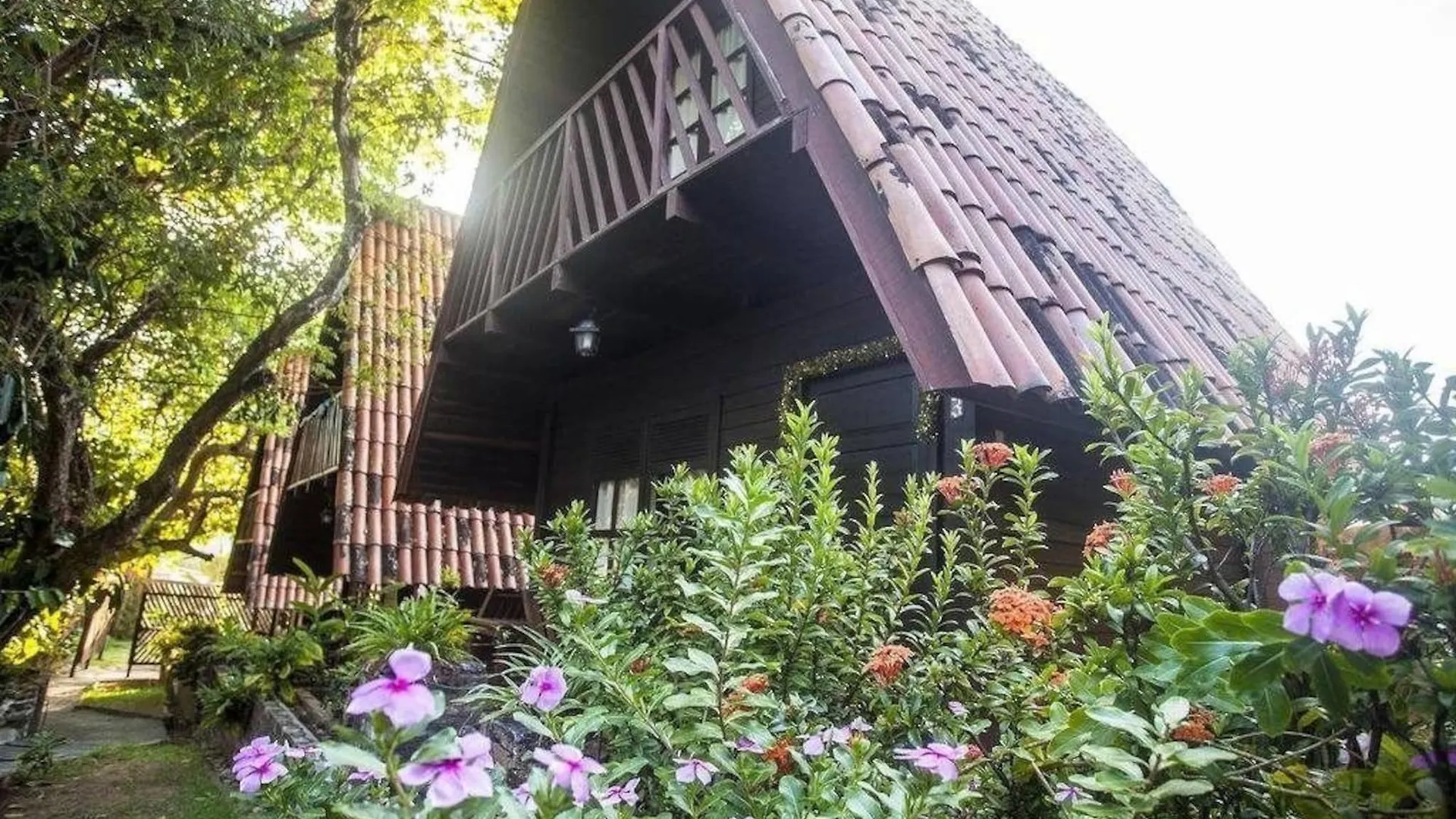 Chalet Suisse Natal Hotel